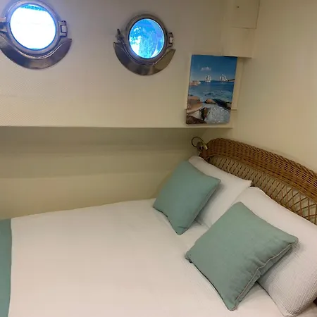 Botel Peniche Wakai - D'hotes Le Mas-d'Agenais